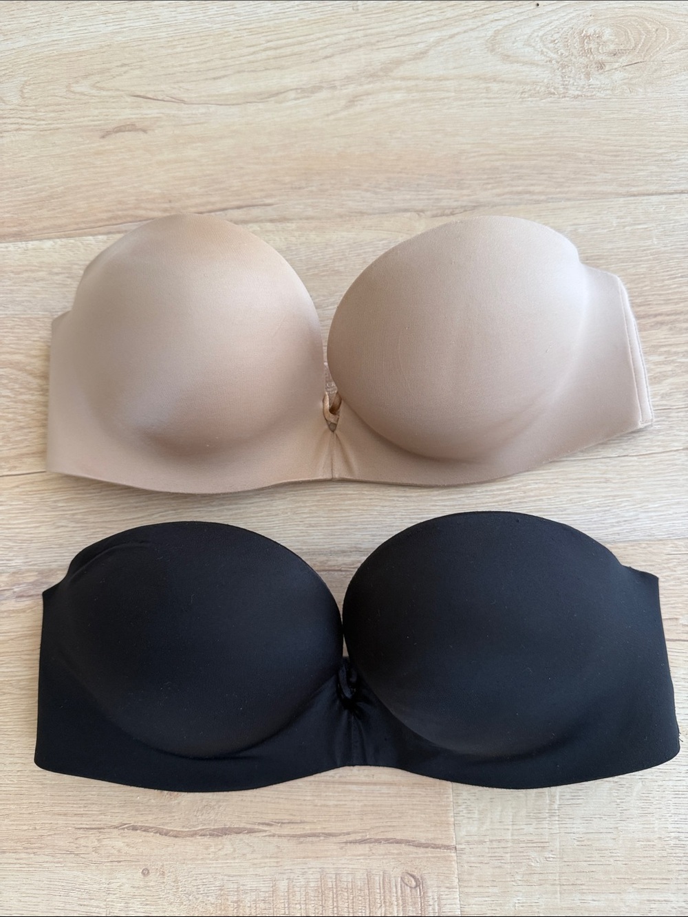 Victoria’s Secret Bras Strapless Seamless Molded Cup Bra - Black & Nude. 34 B
